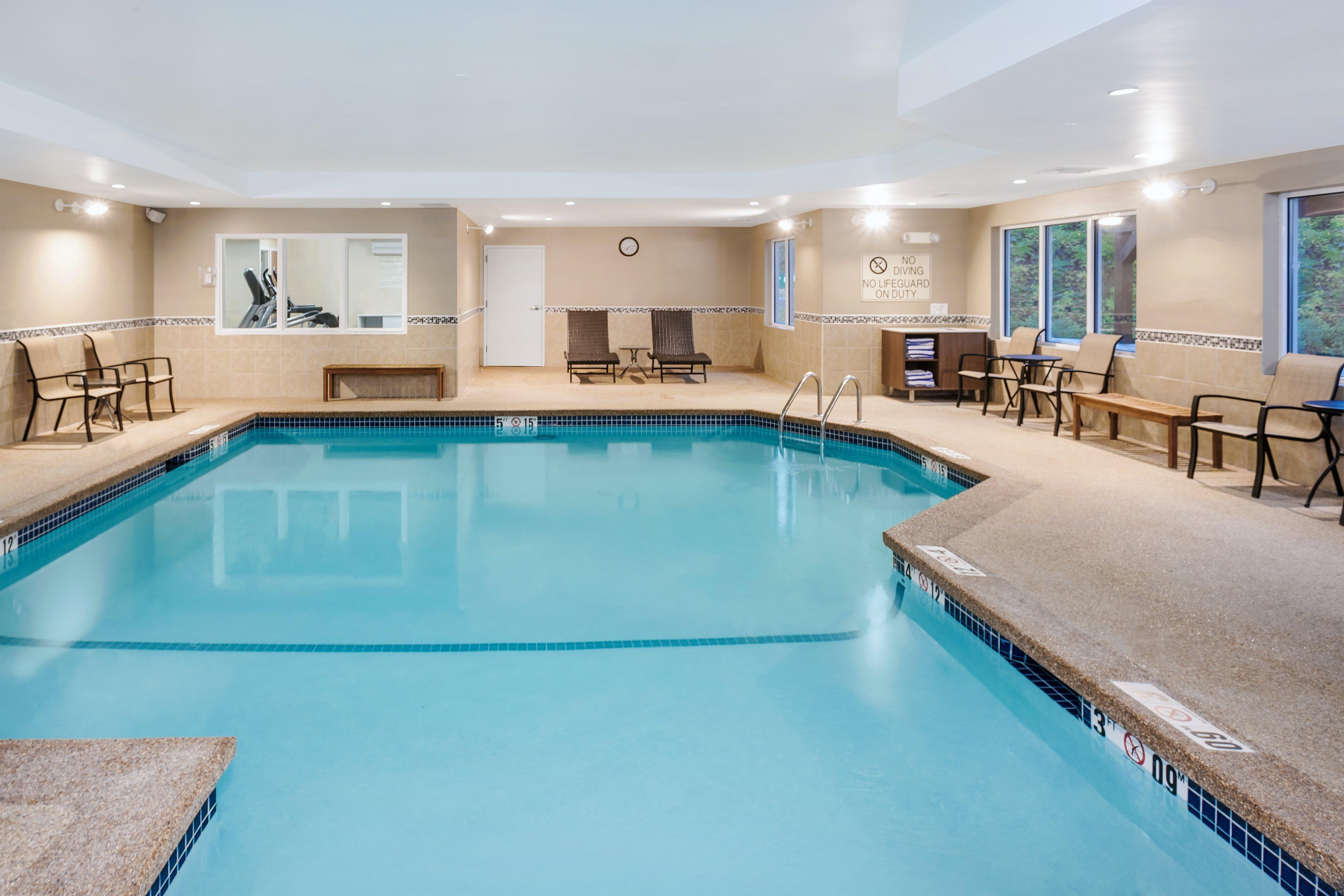 Holiday Inn Express & Suites Tilton By Ihg Exterior photo